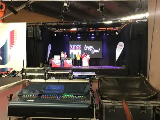 Interview du lundi 13 janvier 2020 en direct de Leysin en Jeux - Interview de Patrick Bürgin, directeur de l'Office du tourisme - Par Emma et Tiffany