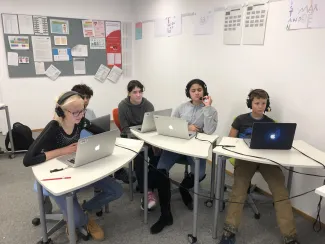 Cours FAC 9ème - Flashinfo Emmie