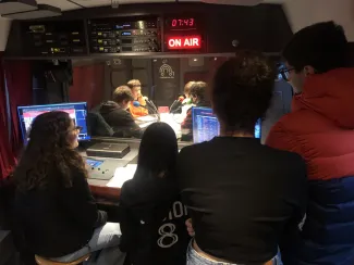 Tuile FM - Radiobus jeudi 7 avril 07h30-08h30