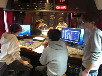 Radiobus tuile FM - mercredi 10.04 - 13h30 - PF3