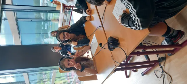  Emission en SHS réalisée par la 9c04, 1ère partie.