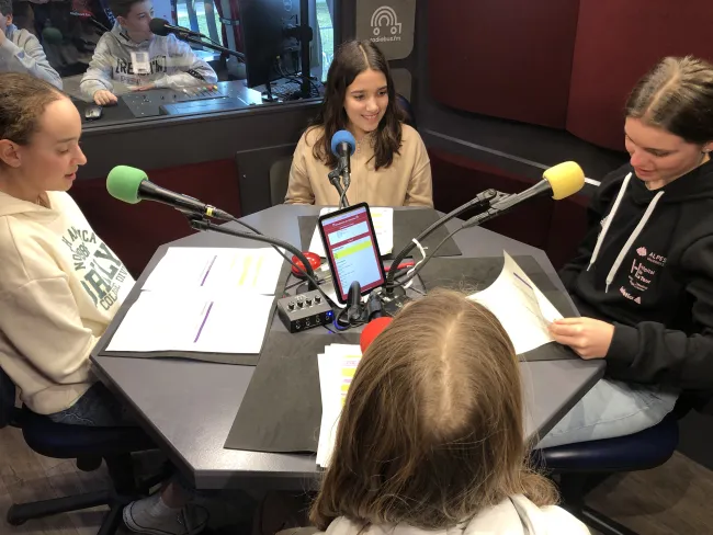 Radio Semaine des Médias 2024 - Ecole Primaire de Perly Certoux— 12h30-13h30