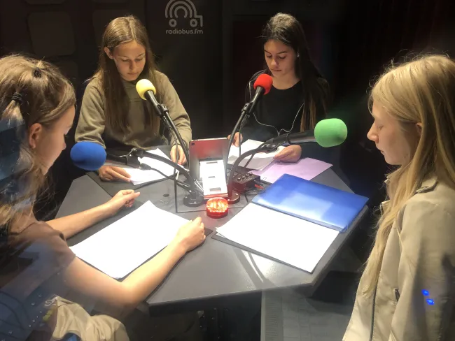 Tuile FM - Radiobus jeudi 7 avril 12h30-13h30