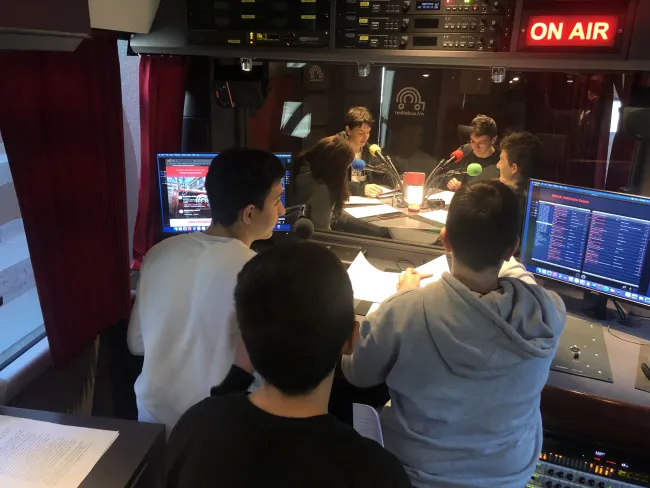 Tuile FM - Radiobus mercredi 6 avril 11h30-12h30